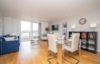 Greenwich View Holiday Home