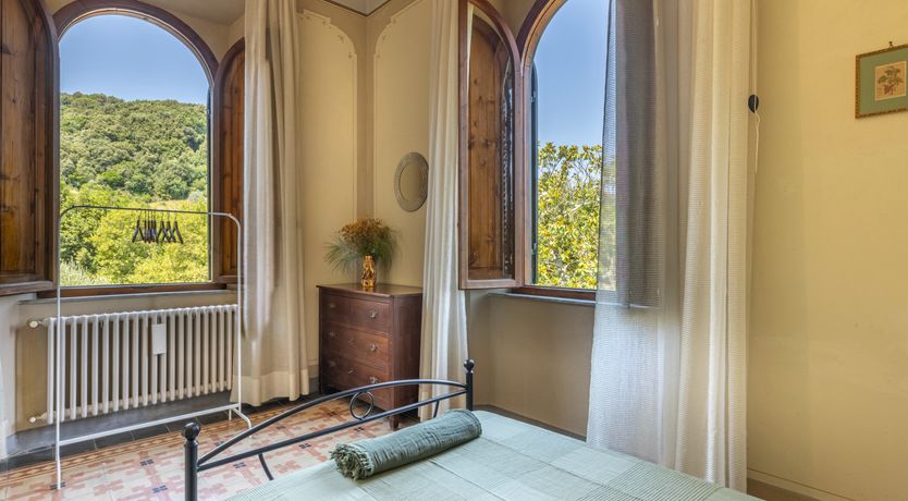 Photo of Rustic View