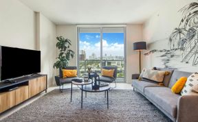 Photo of Miami Muse
