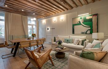 Living Fully Holiday Home
