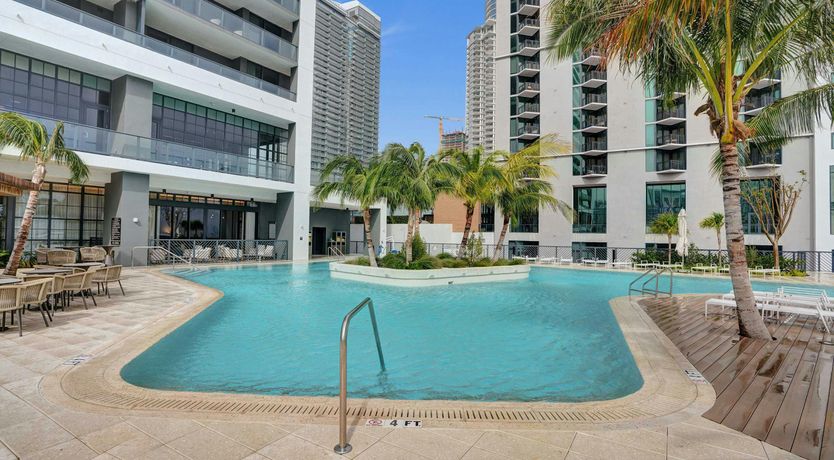 Photo of Golden Crown