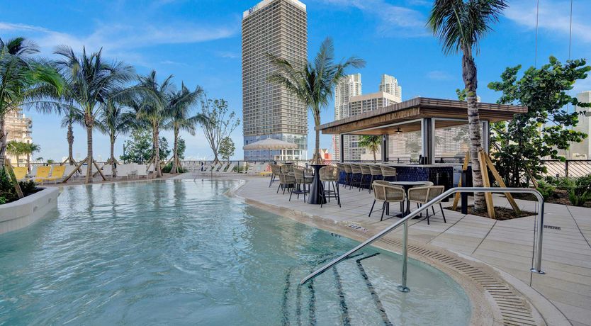 Photo of Golden Crown