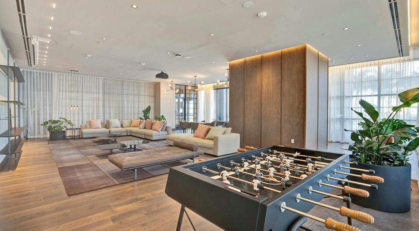 Photo of Golden Crown