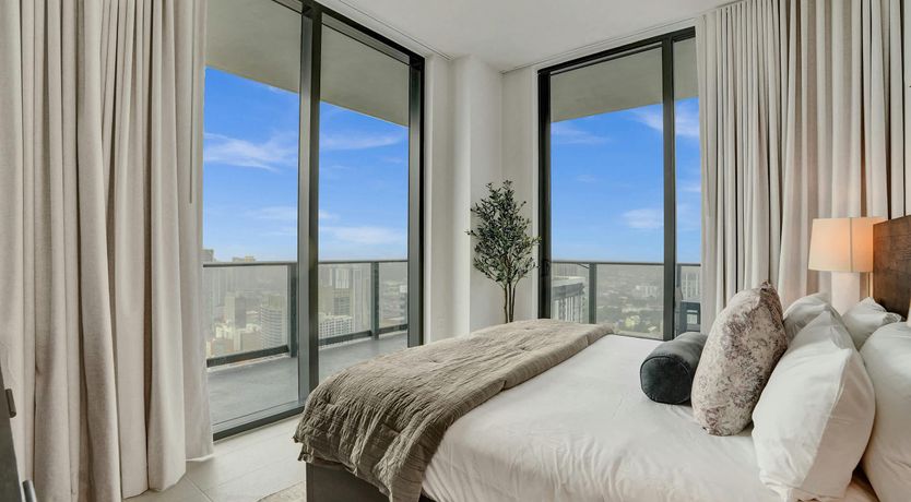 Photo of Golden Crown