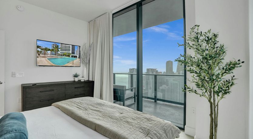 Photo of Golden Crown