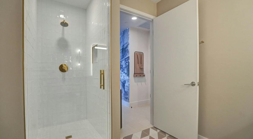 Photo of Golden Crown