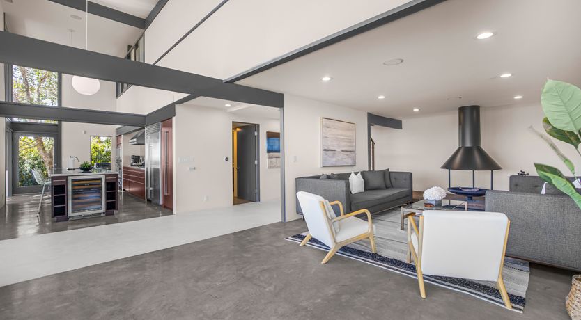 Photo of LA Reflections