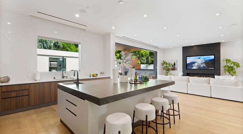 Photo of The Dolce Vita