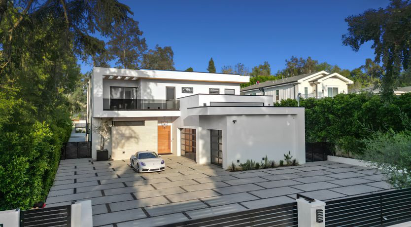 Photo of The Dolce Vita