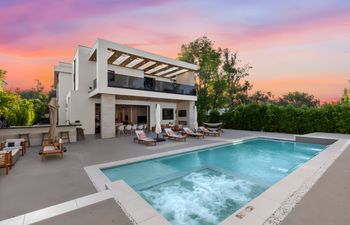The Dolce Vita Holiday Home