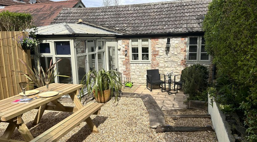 Photo of Picturesque Cottage