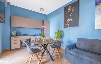 Sunny Place Holiday Home