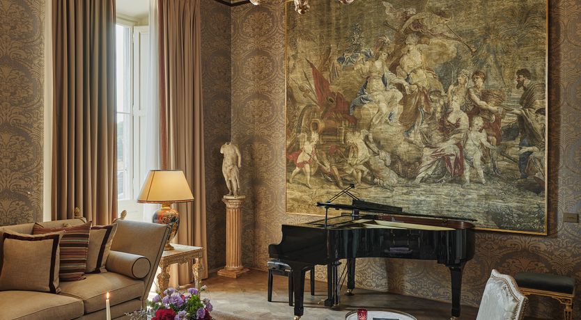 Photo of Refined Residence