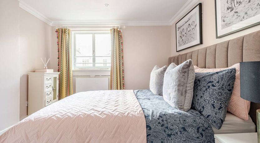 Photo of Victoria Charm