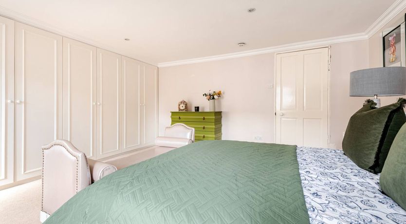 Photo of Victoria Charm