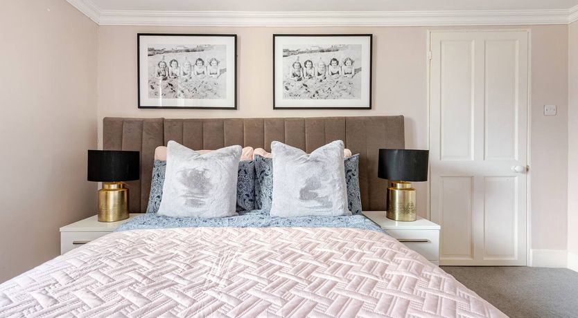 Photo of Victoria Charm