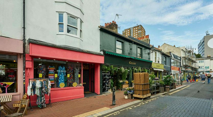 Photo of Jewel & Quiet