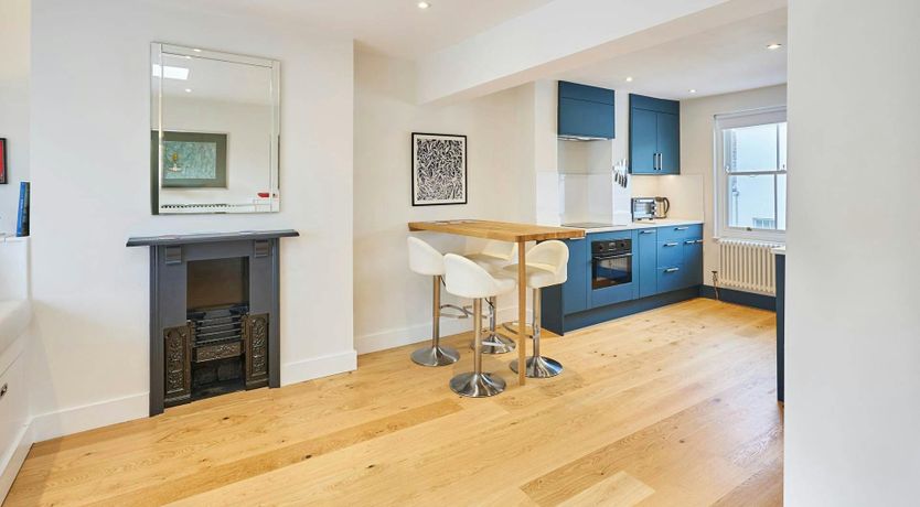 Photo of Jewel & Quiet