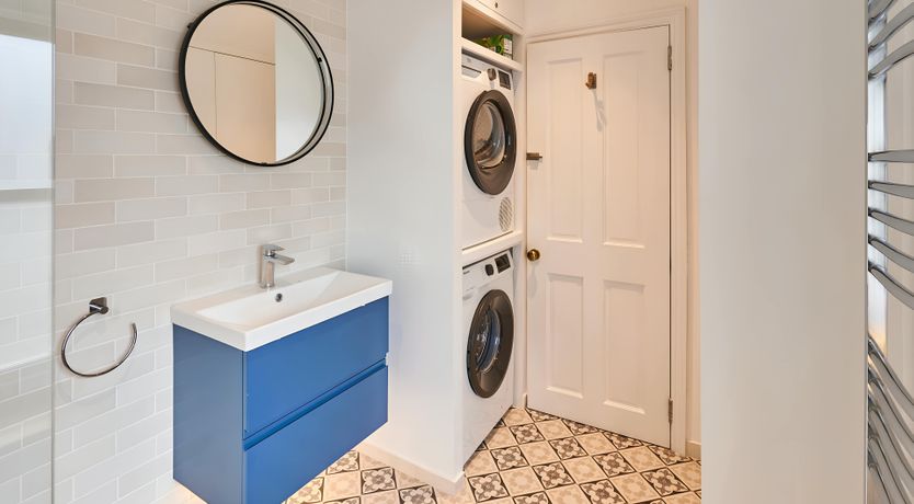 Photo of Jewel & Quiet