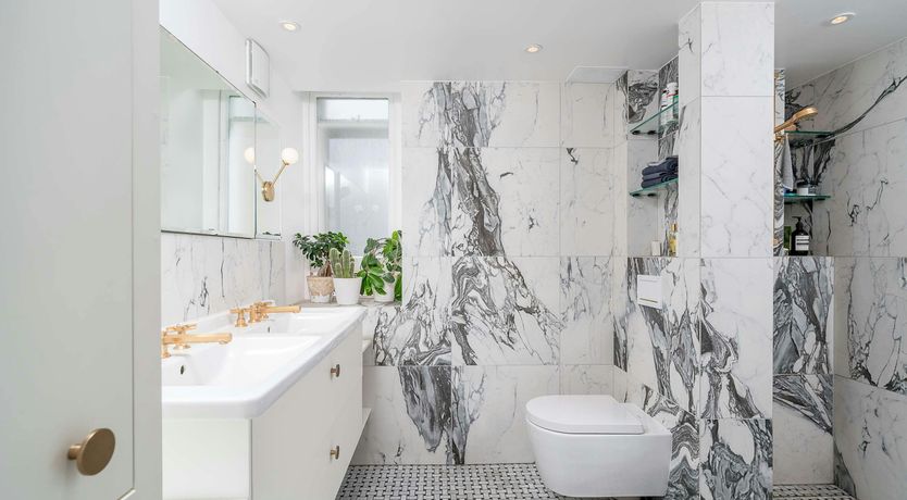 Photo of Earl's Light