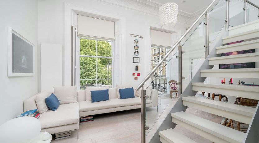 Photo of Earl's Light