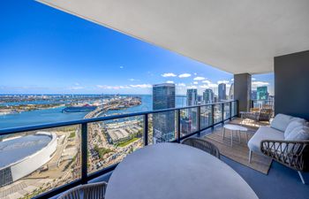 Miami Sky High Holiday Home