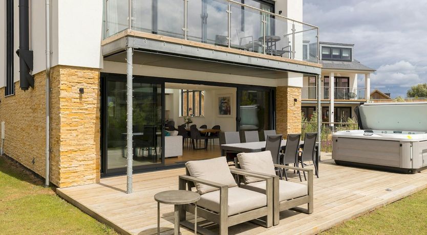 Photo of The Regal Town