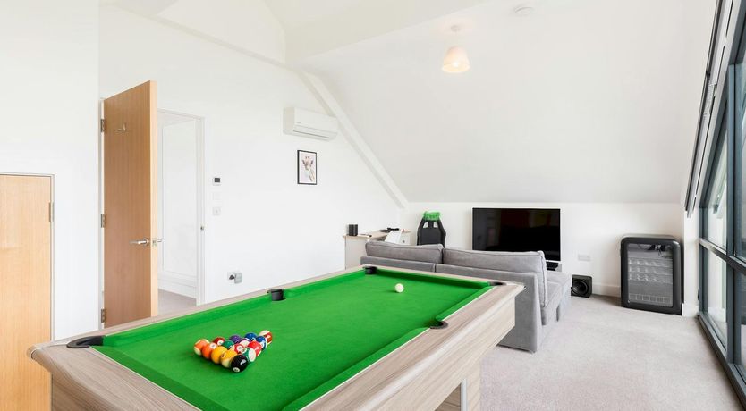 Photo of The Regal Town