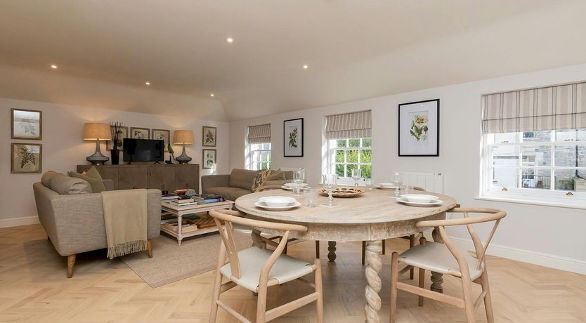 Photo of The Henrietta