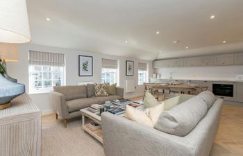The Henrietta Holiday Home