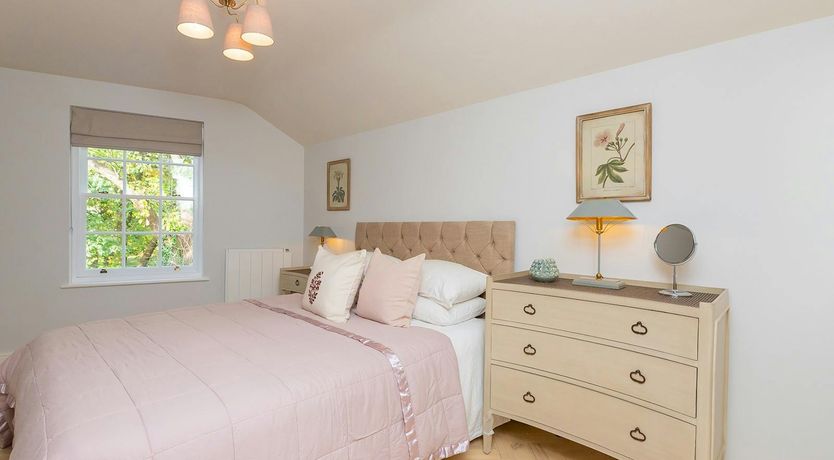 Photo of The Henrietta