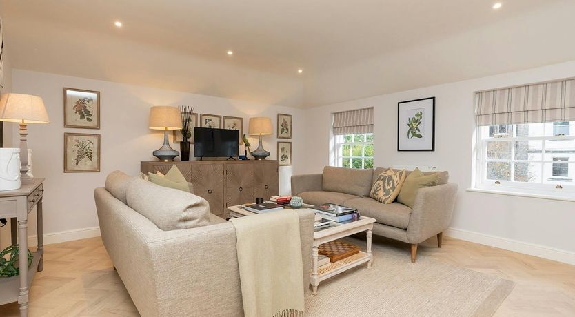 Photo of The Henrietta