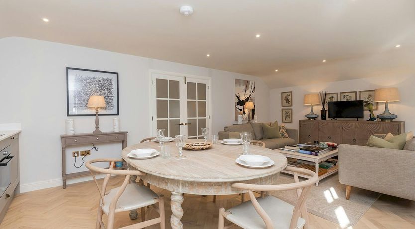 Photo of The Henrietta