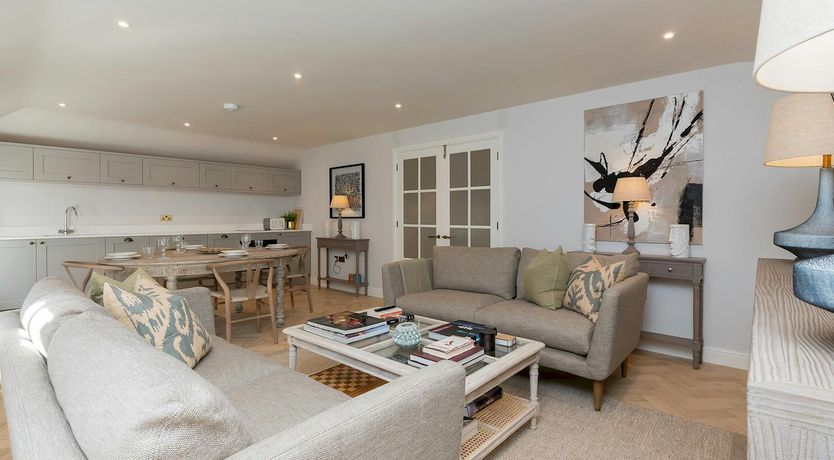 Photo of The Henrietta