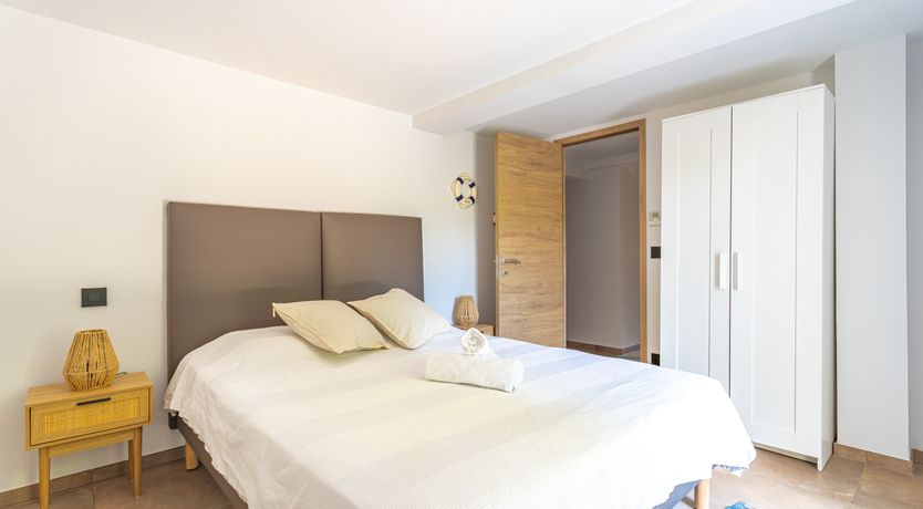 Photo of Coastal Garden