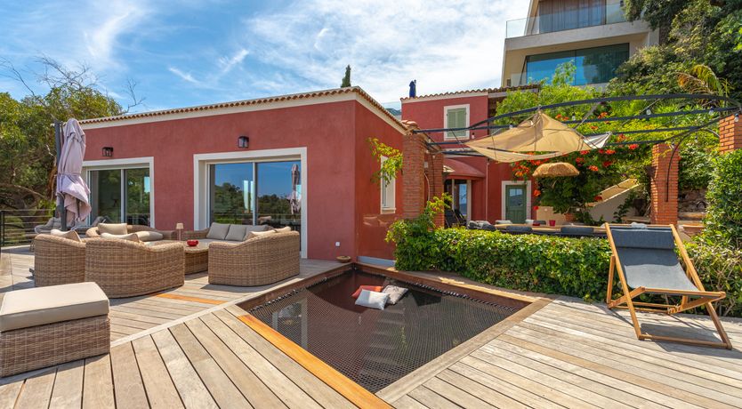 Photo of Coastal Garden