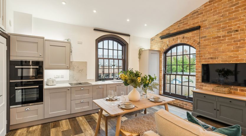 Photo of The Chapel Light