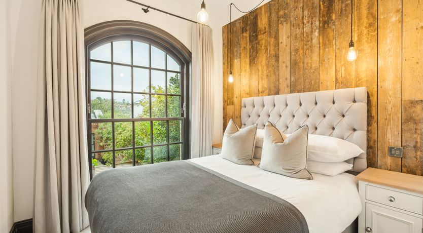 Photo of The Chapel Light