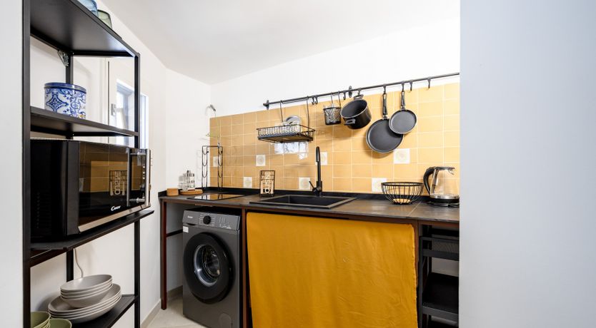 Photo of Elegant Pearl