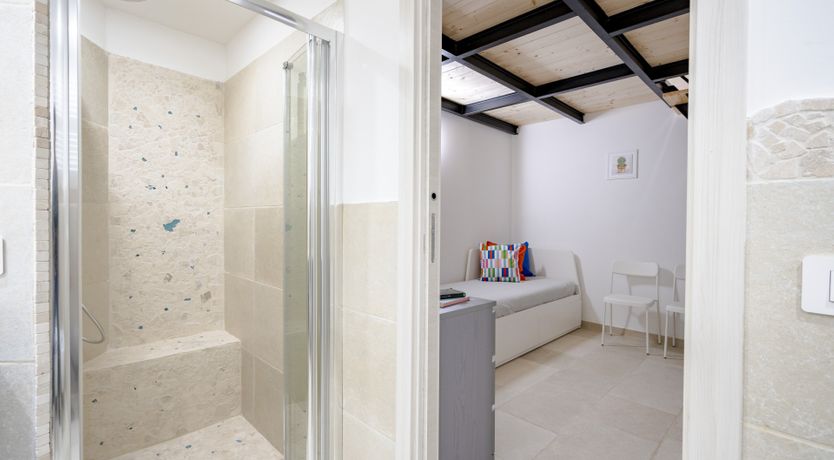 Photo of Elegant Pearl