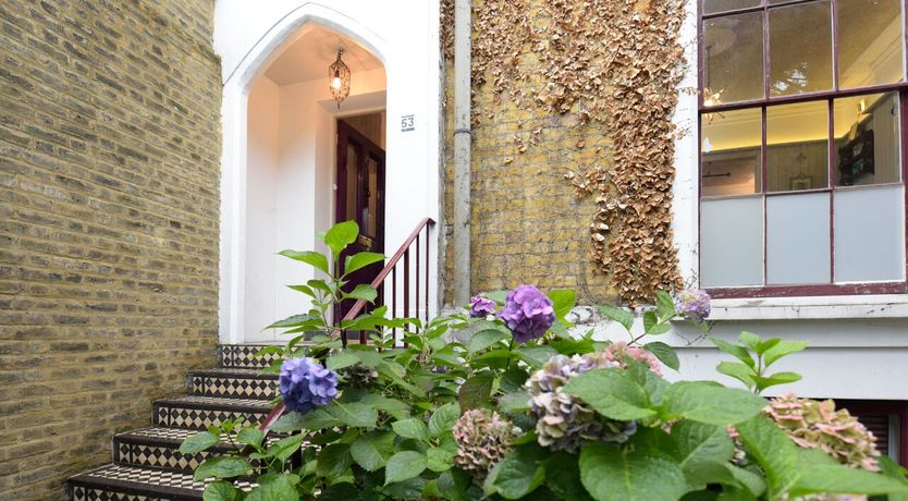 Photo of Camden Art House