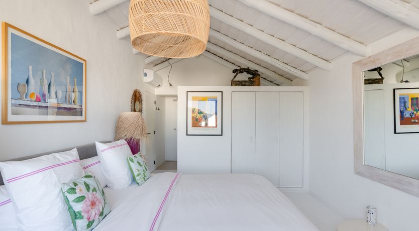 Photo of Love Serenade