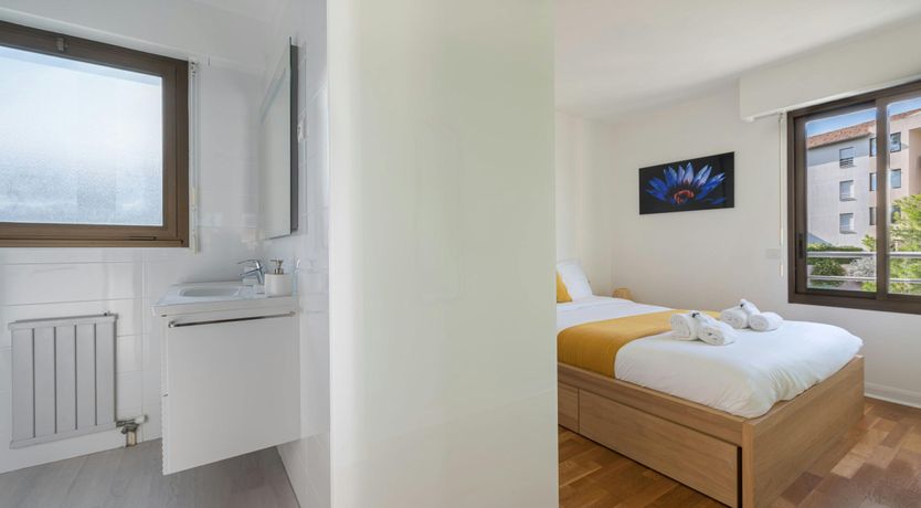 Photo of The Riviera Still