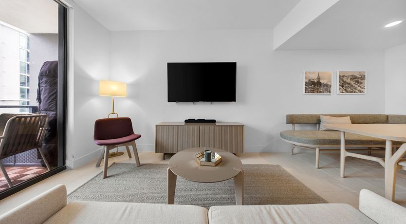 Photo of Bayside Buzz