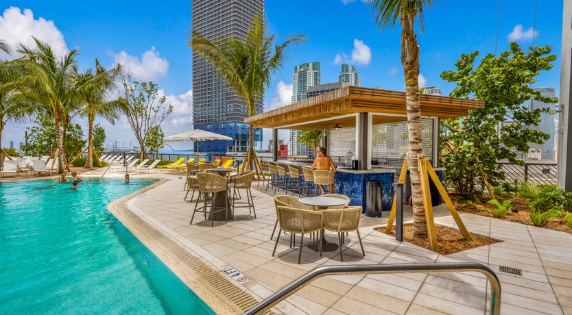 Photo of Bayside Buzz