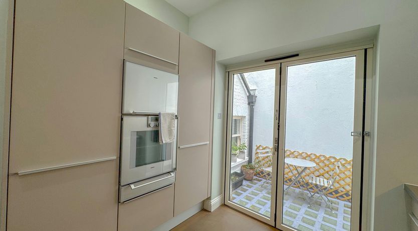 Photo of The Regent's Rose