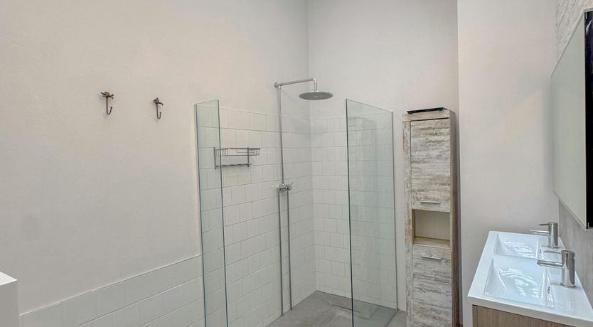 Photo of The Regent's Rose