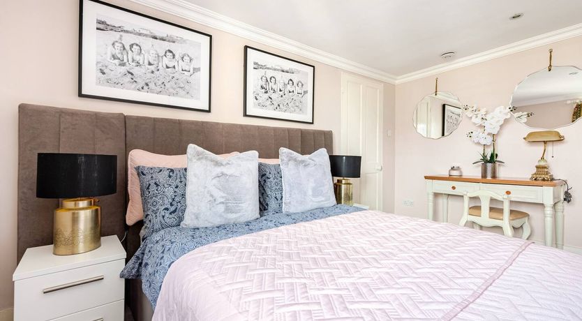 Photo of The Isabella