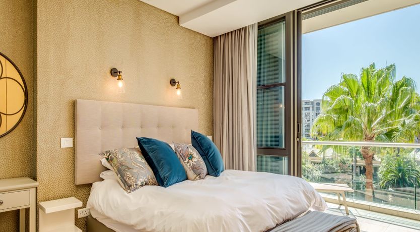 Photo of Makalani Palm