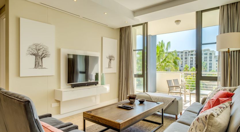 Photo of Makalani Palm